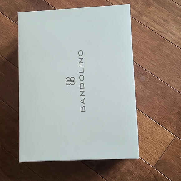 COPY - Bandolino sandals 9.5 - Picture 2 of 9